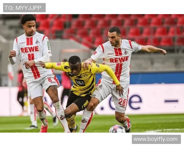 莱红牛迎战沙尔克全力争胜展现球队实力与战术魅力 莱红牛迎战沙尔克全力争胜展现球队实力与战术魅力