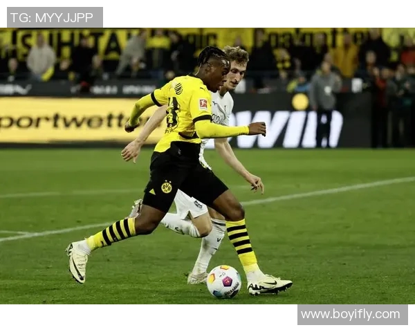 德甲激战多特蒙德迎战伦堡全力争胜展现强队风范