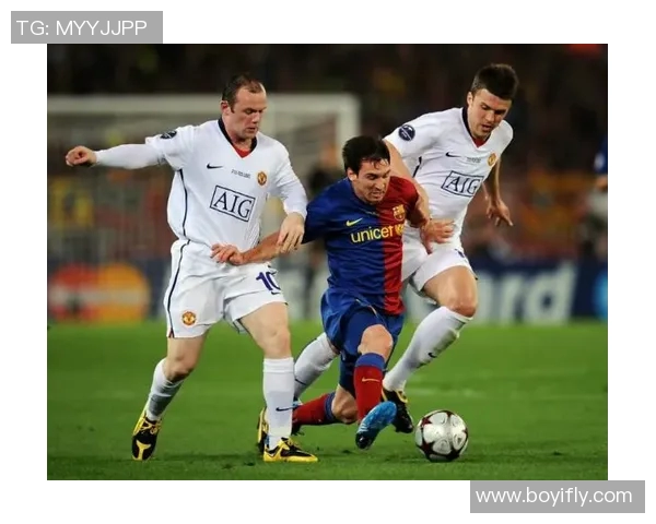 曼联传奇与巴萨名宿同场竞技重温经典对决的荣耀时刻 曼联传奇与巴萨名宿同场竞技重温经典对决的荣耀时刻