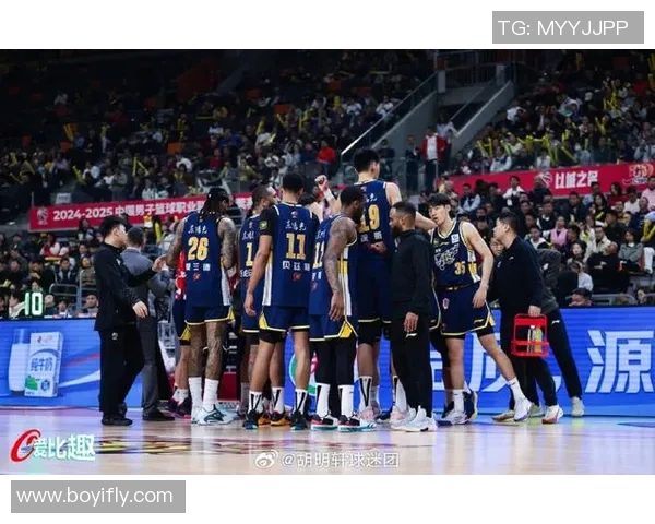 2021年CBA季后赛广东队对阵吉林队精彩回顾与赛后分析 2021年CBA季后赛广东队对阵吉林队精彩回顾与赛后分析