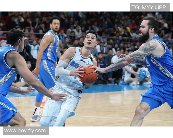 中国明星队对阵魔术队精彩对决展现篮球魅力与团队精神的巅峰之战 中国明星队对阵魔术队精彩对决展现篮球魅力与团队精神的巅峰之战