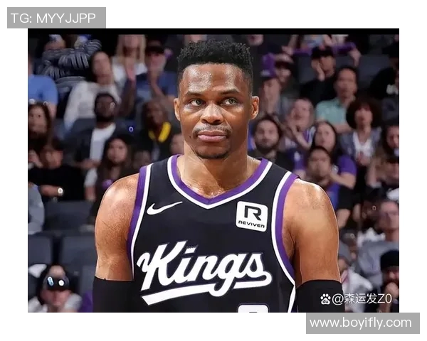 拉塞尔威斯布鲁克的篮球传奇之路与个人成长故事解析 拉塞尔威斯布鲁克的篮球传奇之路与个人成长故事解析