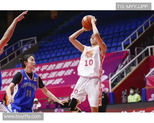 杭州羽毛球队在邀请赛中以79分稳居积分榜首位