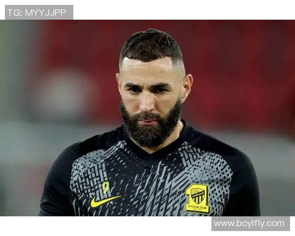 本泽马在足球界的传奇之路与未来发展展望 本泽马在足球界的传奇之路与未来发展展望